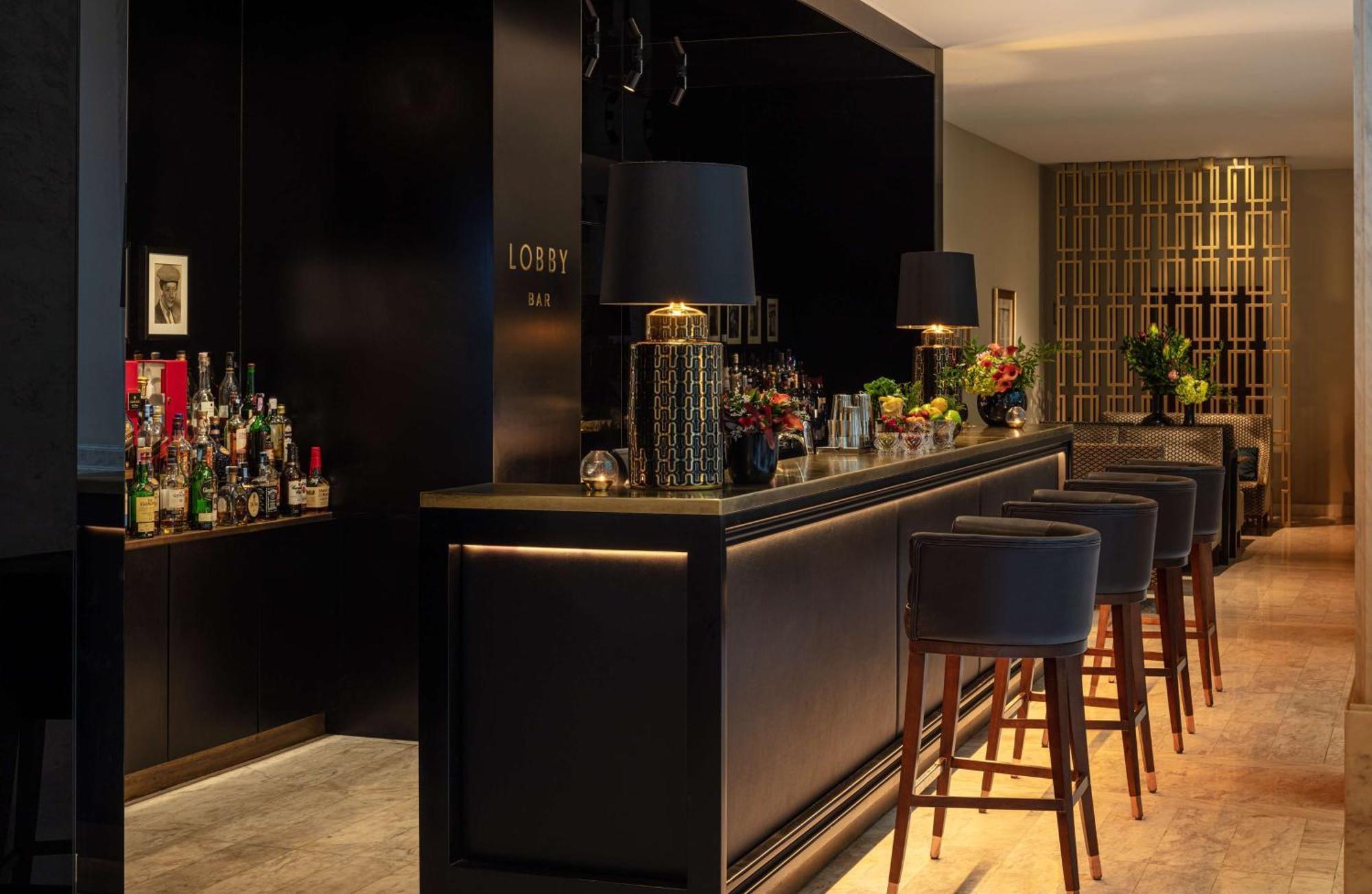 Tivoli Avenida Liberdade Lisboa - A Leading Hotel Of The World Exterior photo Lobby Bar