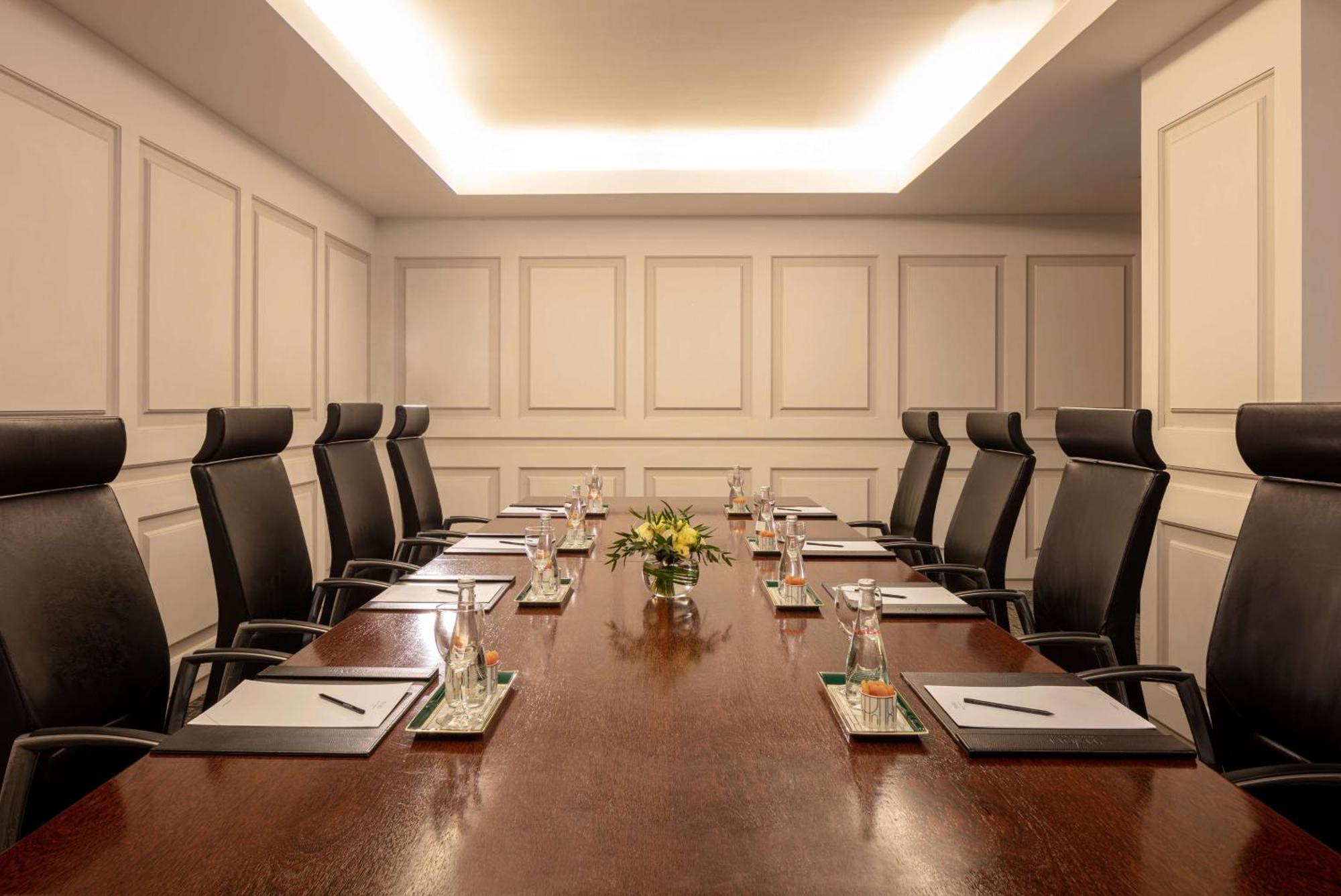 Tivoli Avenida Liberdade Lisboa - A Leading Hotel Of The World Exterior photo Boardroom at the Four Seasons Hotel, London
