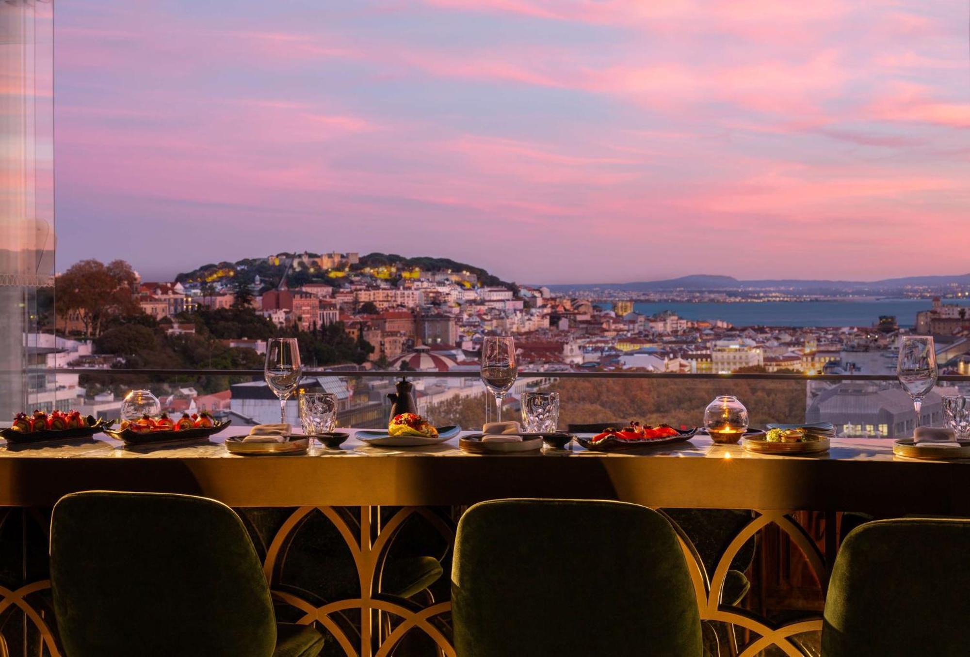 Tivoli Avenida Liberdade Lisboa - A Leading Hotel Of The World Exterior photo View from the rooftop bar
